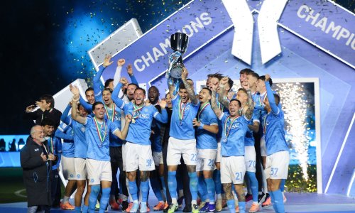 Italie : Naples bat Bologne et remporte la Supercoupe