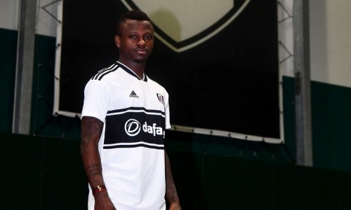 Jean Michael Seri s'engage avec Fulham FC pour 4 saisons