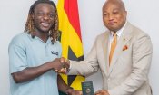 Jeremy Doku a reçu son passeport Ghanéen