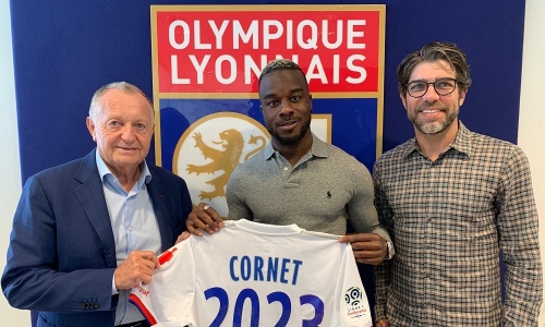 Joker de luxe à l’OL, Maxwel Cornet prolonge néanmoins son contrat