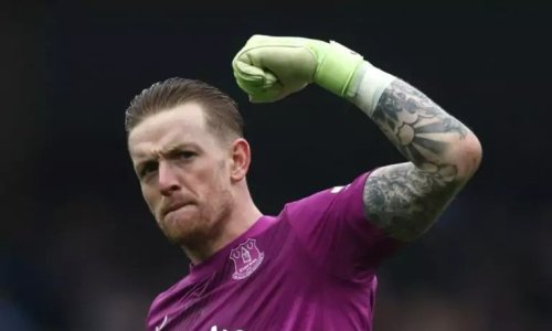 Jordan Pickford rempile avec Everton