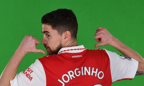 Jorginho pose ses valises chez le rival Arsenal