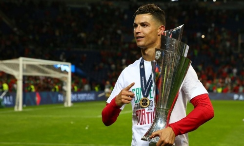 Joueurs les plus titrés : Cristiano Ronaldo rejoint Johan Cruyff et Xavi Hernández