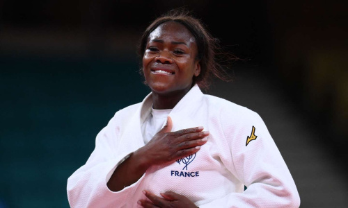 Judo : moins d’un an après son accouchement, Clarisse Agbegnenou décroche son 6è titre mondial