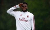 Kessié offre une Range Rover au Président de son club formateur