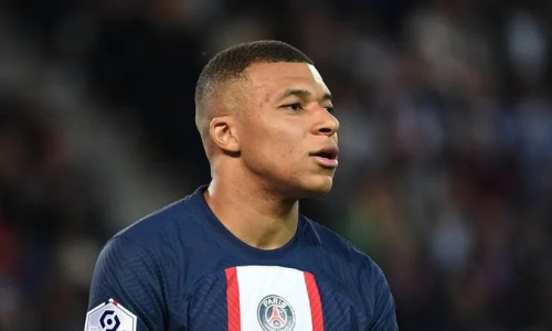 Kylian Mbappé sort du silence suite aux rumeurs annonçant son départ du PSG
