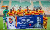 L’hommage des joueurs d’ISCA à Dohou Franck Omer