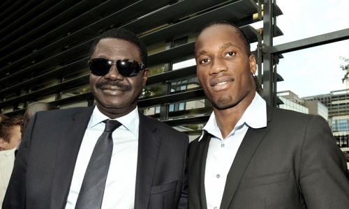 L’hommage émouvant de Drogba à Pape Diouf