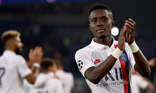 La Fédération Sénégalaise vole au secours de Gueye et allume la FFF