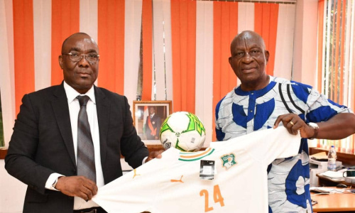 La FIF remet des équipements sportifs à Special Olympics Côte d’Ivoire