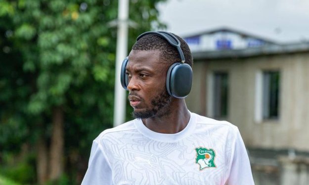 La FIF vole au secours de Nicolas Pépé