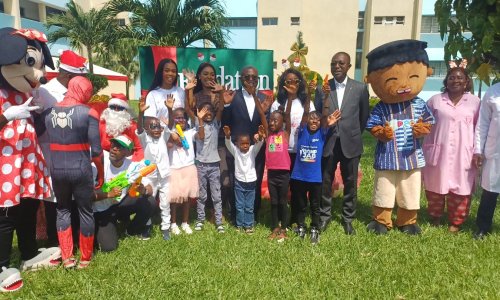 La Fondation Franck Kessié apporte le sourire aux enfants malades