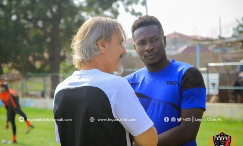 La première journée d'Assamoah Gyan dans son nouveau club Ghanéen