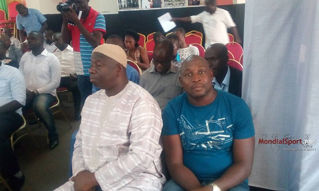 La presse et Les "frondeurs" étaient présent à cette conférence de presse du G42