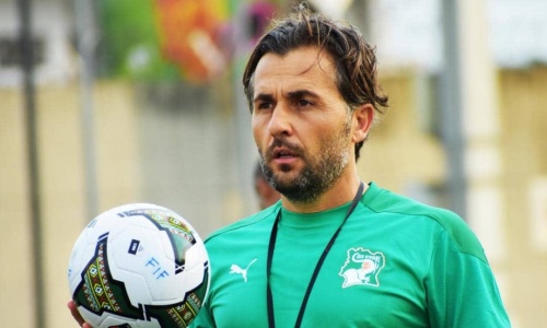 CAN 2021 : Le bilan de 1er tour, la victoire face à l’Algérie, l’ambiance avant l’Egypte… Beaumelle et Serey Dié en parlent