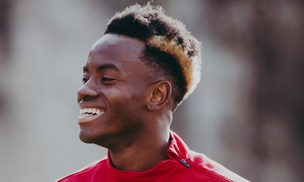 Le choix de Monaco, son objectif, son intégration, … les premiers mots de Simon Adingra