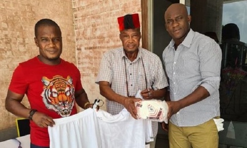 Le CO Korhogo réceptionne le don de Didier Drogba