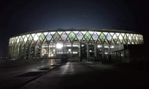 Le magnifique Stade Ebimpe vu de nuit