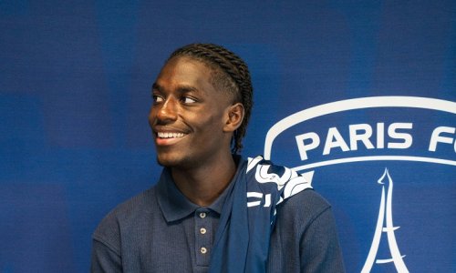 Le Paris FC de Jean-Philippe Krasso lance son mercato avec le recrutement d’un défenseur