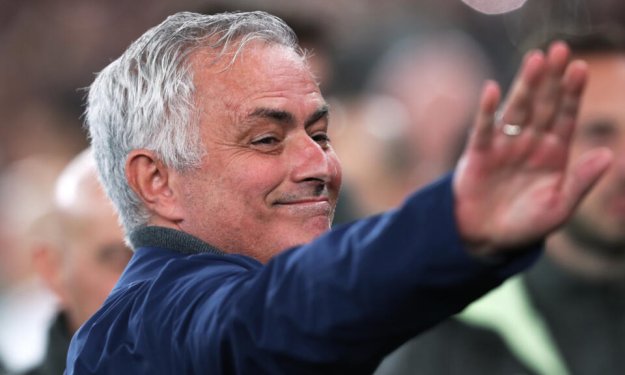 Le Real Madrid officialise l’arrivée de José Mourinho