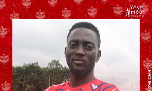 Le Stade d’Abidjan recrute un milieu de terrain