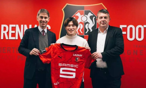 Le Stade Rennais enrôle un International Japonais