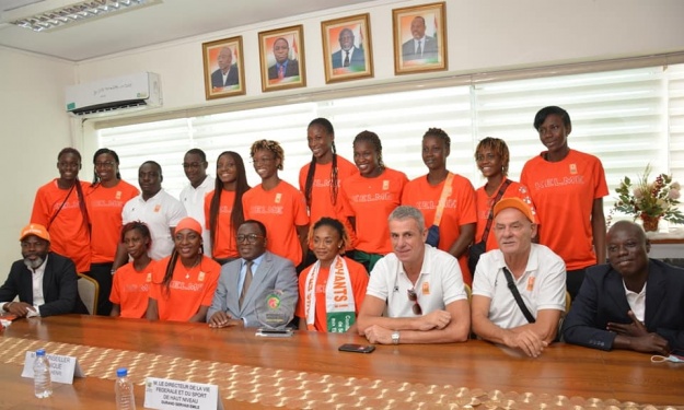 Les Eléphantes vont percevoir une prime du Ministère des Sports pour leur parcours à l’Afrobasket