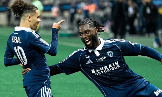 Ligue 1 : grâce à un Jean-Philippe Krasso doublement décisif, le Paris FC domine le FC Lorient