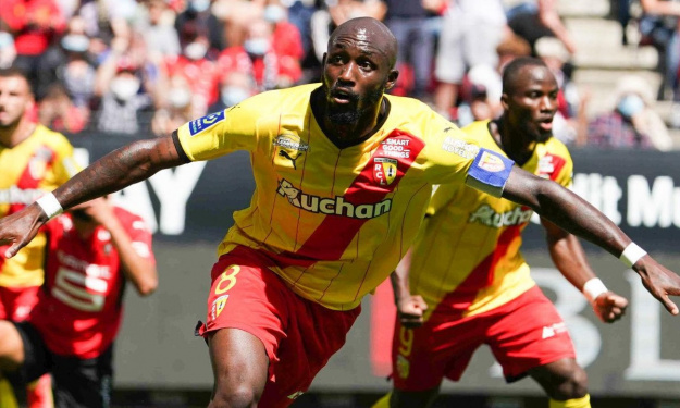 Ligue 1 : Lens leader provisoire grâce à un Seko Fofana en feu