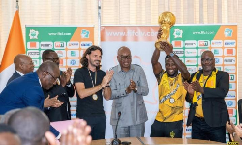 Ligue 1 LONACI : l’ASEC a reçu son trophée de Champion