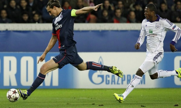 Ligue 1 : Zlatan voit triple, Paris creuse l'écart