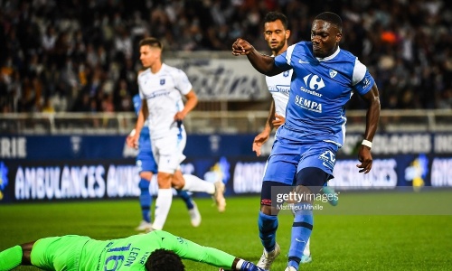 Ligue 2 : Achille Anani retrouve le chemin des filets avec Grenoble
