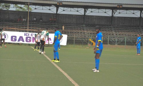Ligue 2 : l’US Tchologo se défait d’Aboisso et conserve la tête, l’USC Bassam accroche Gagnoa, Songon écrase Bafing