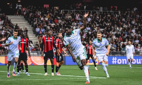 Ligue Europa : Evan Ndicka brille avec l’AS Roma sur la pelouse de Nice