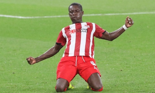 Ligue Europa : Gradel débloque son compteur sur un splendide coup franc