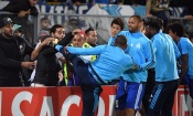 Ligue Europa - OM : Patrice Evra signe un record grâce à un high kick
