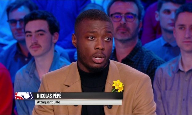 PSG, Bayern… Nicolas Pépé laisse planer le doute sur son avenir
