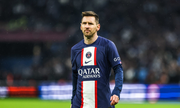 Lionel Messi brise le silence après sa suspension