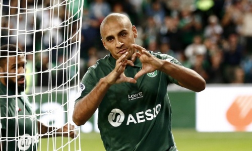 Lutte contre le COVID-19 : Wahbi Khazri fait un don à l'hôpital de Bastia