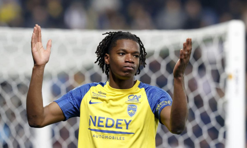 Lyon ouvre son mercato avec l'arrivée d’une pépite d’origine Angolaise