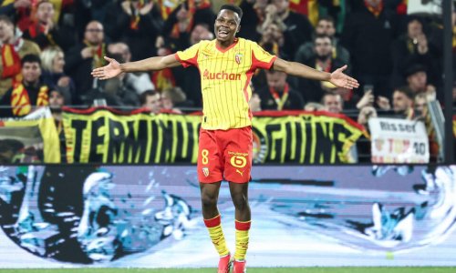 Mamadou Sangaré remporte le Prix Marc-Vivien Foé