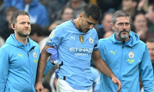 Manchester City : Pep Guardiola annonce la fin de saison de Rodri