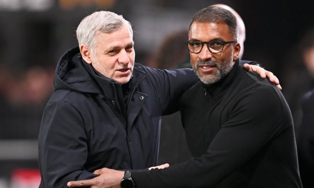Marseille a trouvé le successeur de Beye sur le banc