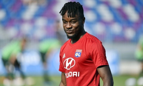 Maxwel Cornet (OL) va rejoindre le championnat Allemand