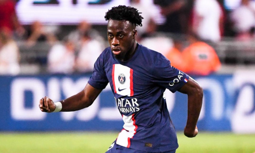 Mercato : Arnaud Kalimuendo quitte le PSG pour un autre club de Ligue 1