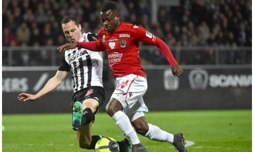 Mercato : Chelsea 1er prétendant pour Jean Michael Seri