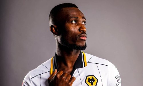 Mercato : Ghislain Konan pose ses valises en Championship