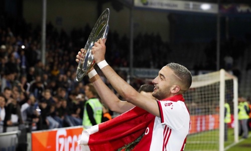 Mercato : L’Ajax favorable à un départ d’Hakim Ziyech cet été