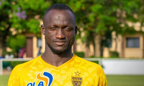 Mercato : L’ASEC enrôle un ancien avant-centre d’Issia Wazy