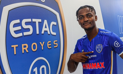 Mercato : l’ESTAC enregistre l’arrivée de sa 1ère recrue